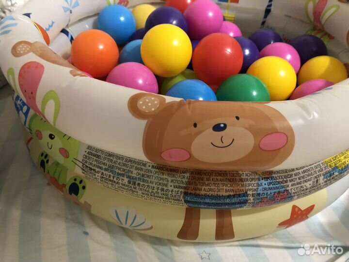 Бассейн с шариками