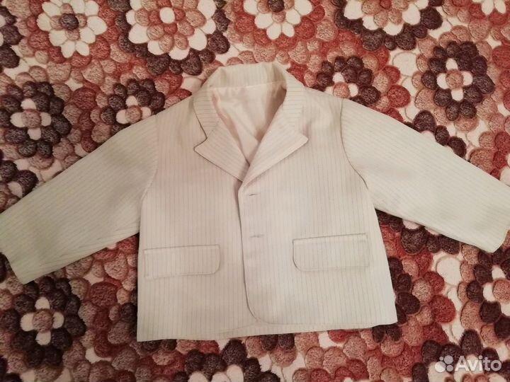 Костюм тройка