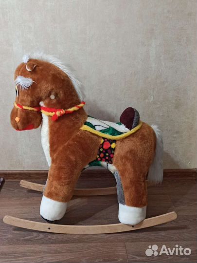 Качалка лошадь