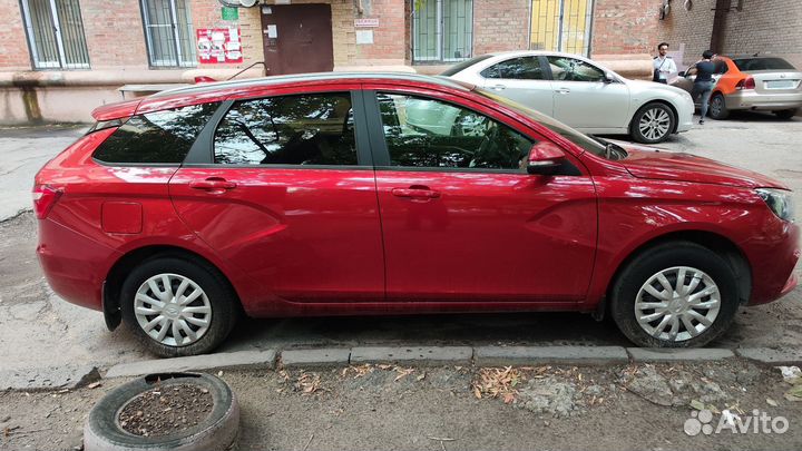 LADA Vesta 1.6 AMT, 2018, 140 000 км