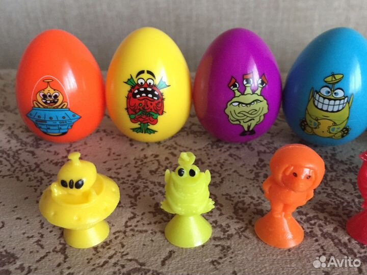 Яйцо игрушка