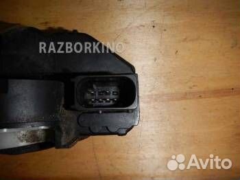Замок двери передней правой Opel Zafira C