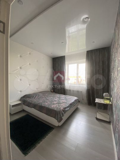 2-к. квартира, 71 м², 1/10 эт.
