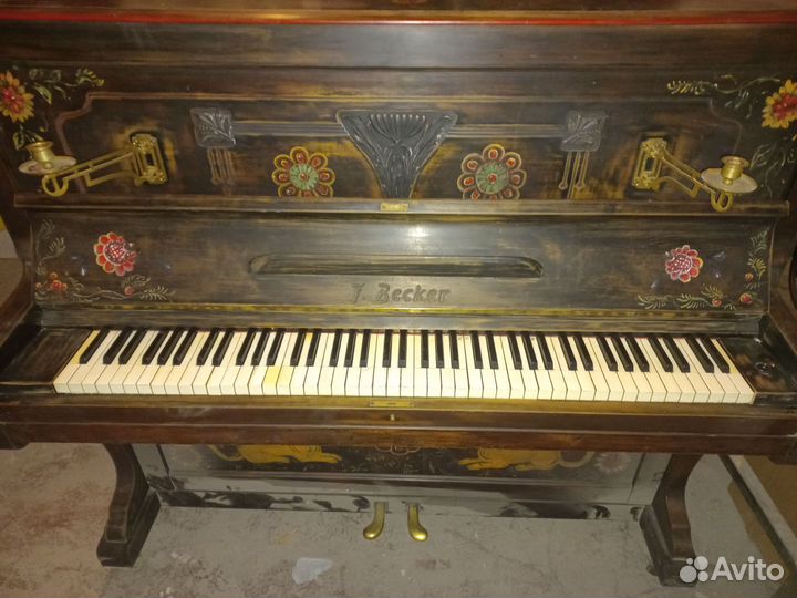 Старинное пианино немецкое Becker