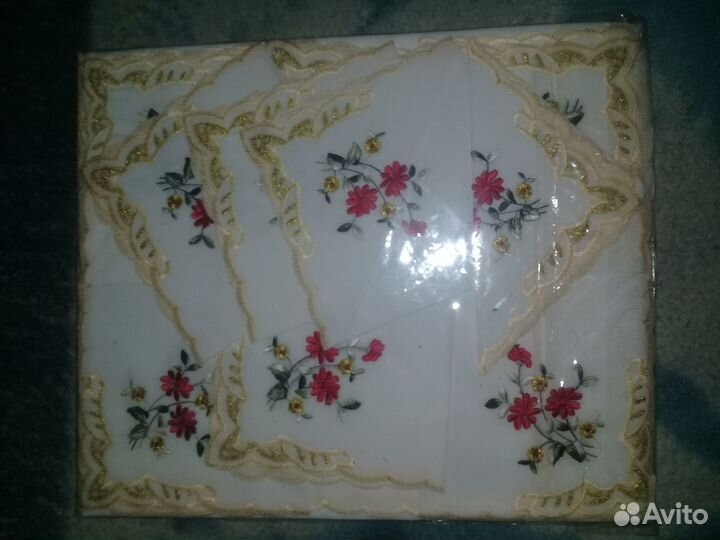 Скатерть 150*220 и 12 салфеток новый набор
