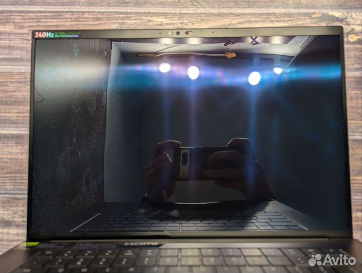 Razer Blade 16, 14900hx, 4080, mini LED, 32gb, 1tb