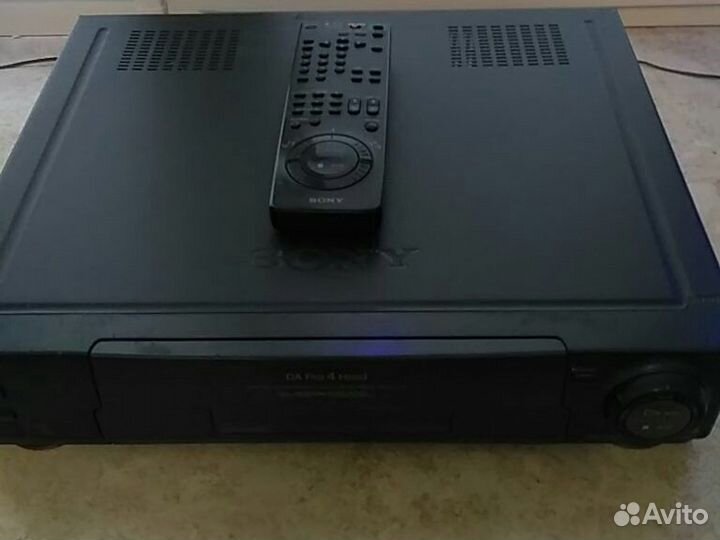 Видеомагнитофон sony