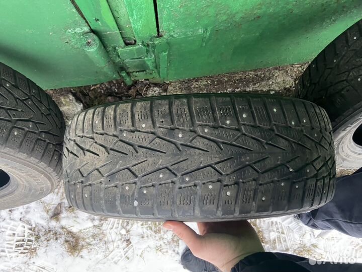 Nokian Tyres Hakkapeliitta 7 195/65 R15