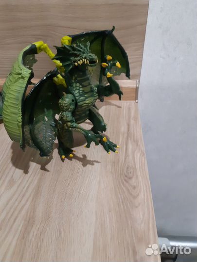 Игрушка дракон