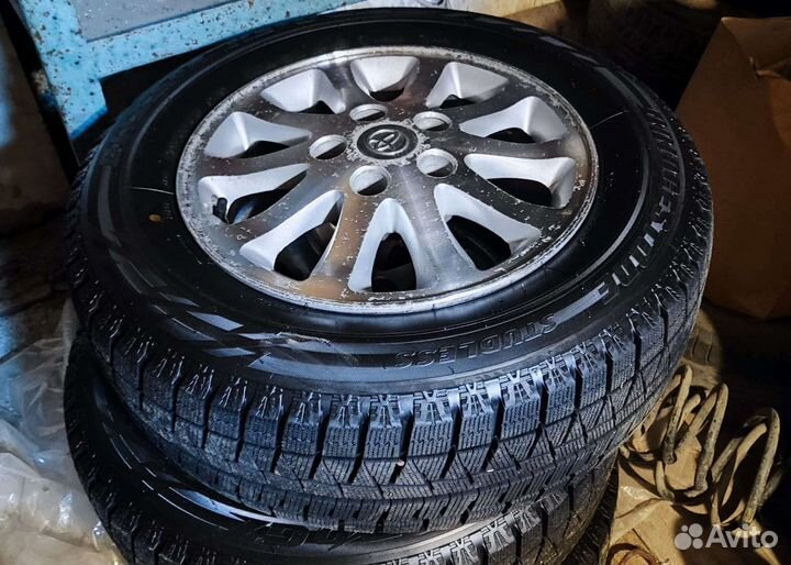 Bridgestone Blizzak Revo GZ 205/65 R15