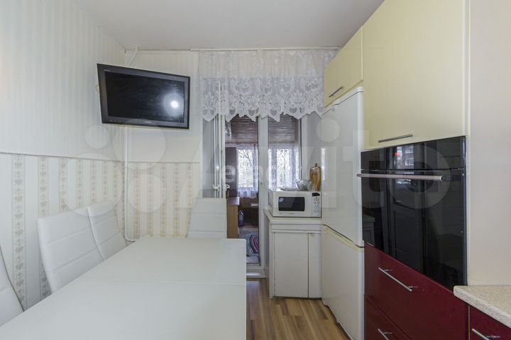 3-к. квартира, 76 м², 2/9 эт.