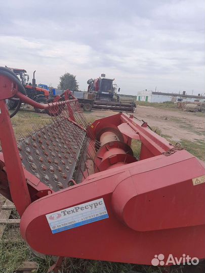 Комбайн Брянсксельмаш КЗС-812-16, 2014