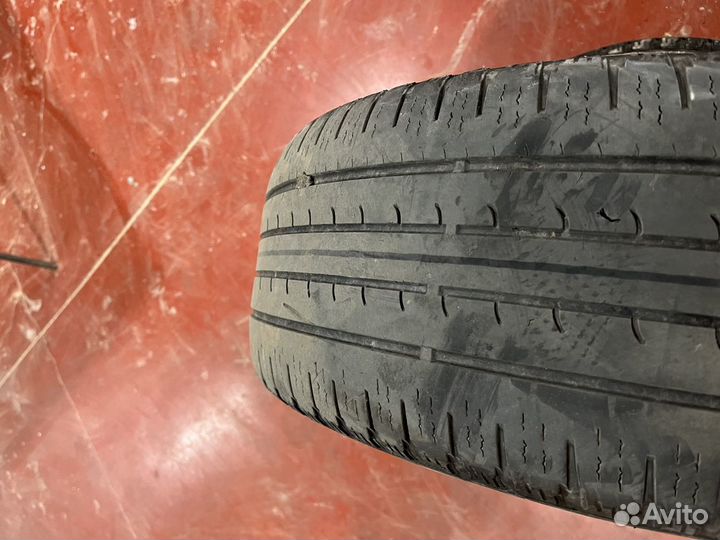 Goodyear EfficientGrip SUV 4x4 225/60 R17 99