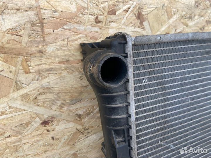 Радиатор охлаждения двигателя Porsche Cayenne 955