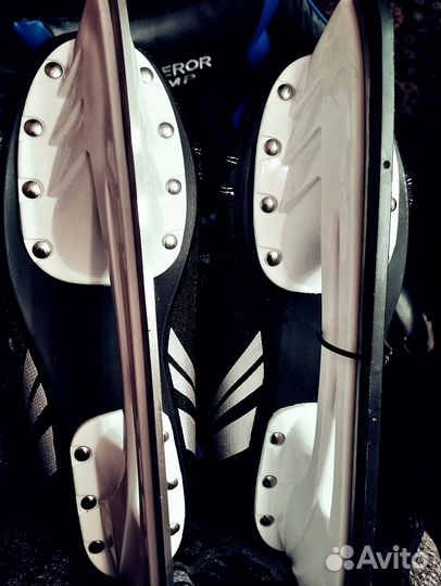 Коньки хоккейные 43 размер