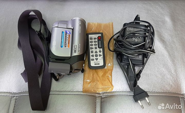 Видеокамера Sony DCR-DVD202E 139093Г