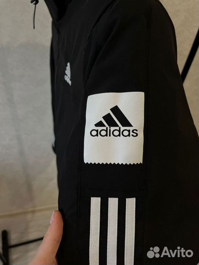 Куртка осень Adidas р.140 146 152 158подростковые