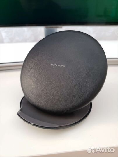 Беспроводная зарядка Samsung Fast Charge