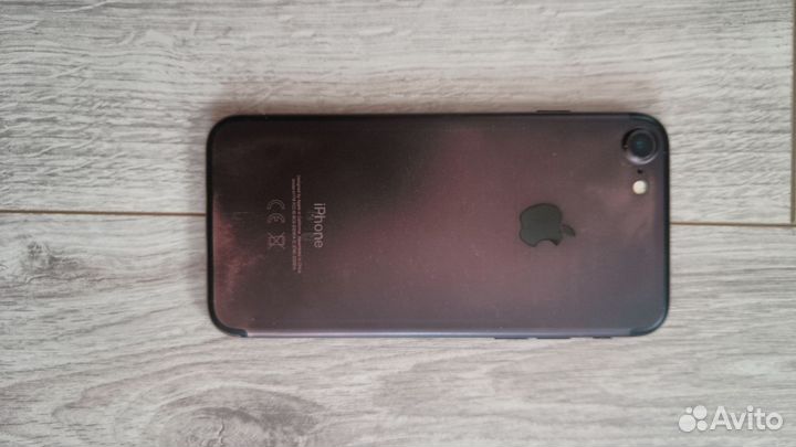 iPhone 7, 32 ГБ