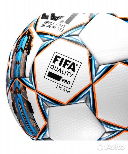 Профессиональный футбольный мяч Select Brilliant