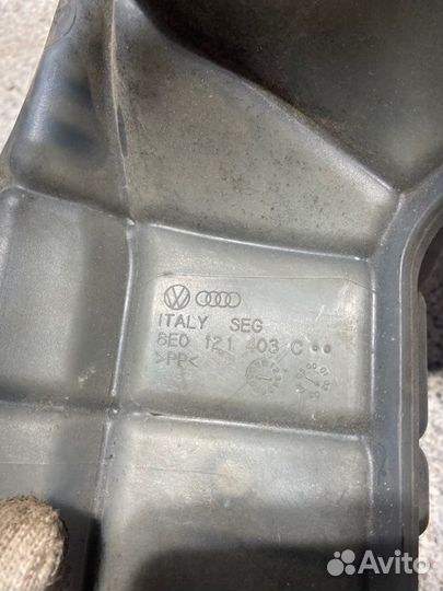 Бачок расширительный Audi A4 B6