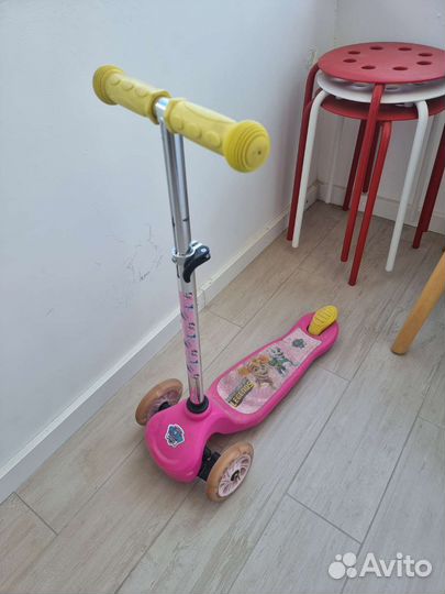 Детский самокат щенячий патруль
