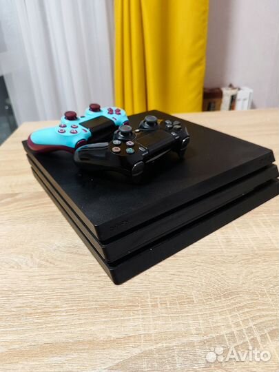 Sony playstation 4 PS4 pro 1tb с играми