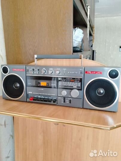 Магнитола sanyo