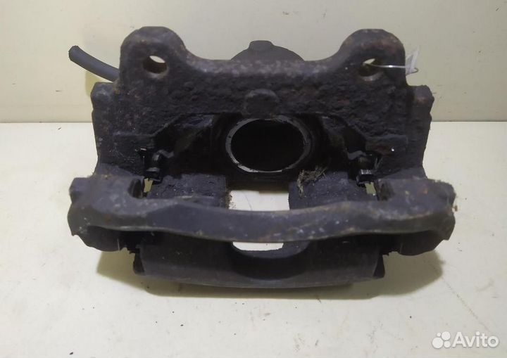 Суппорт передний левый Fiat Grande Punto