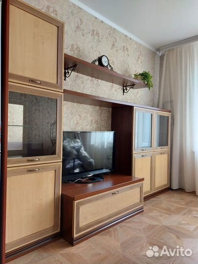 Мебель в гостиную Ангстрем