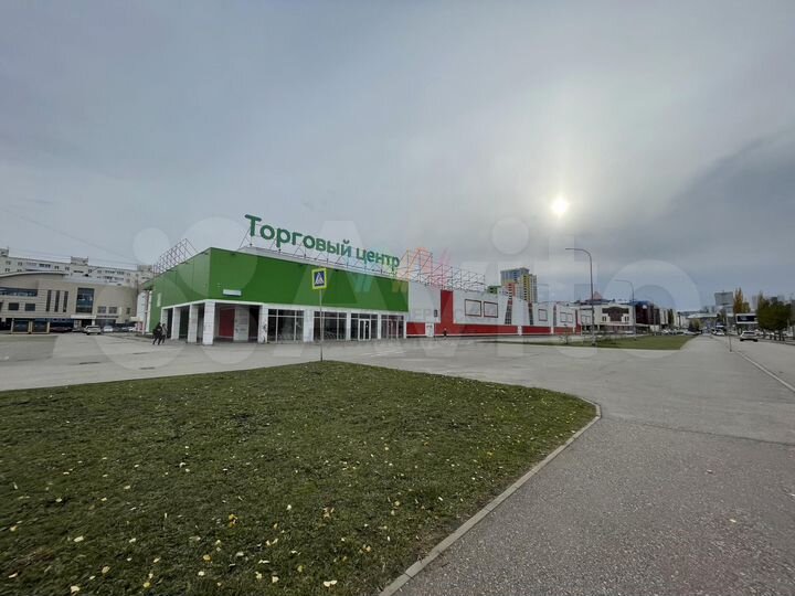 1000 м2 с парковкой на трафике в Сипайлово