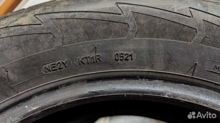 Goodyear UltraGrip Ice 225/65 R17 102