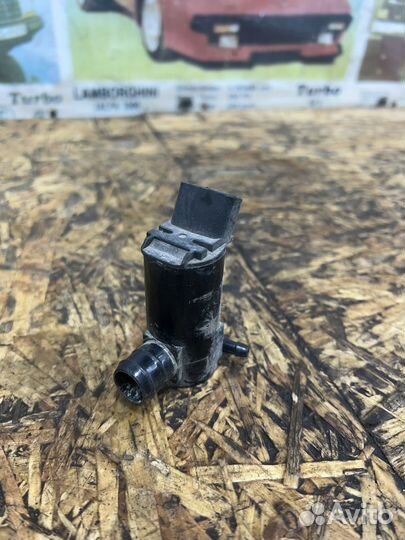 Насос омывателя Джили Эмгрант EC7