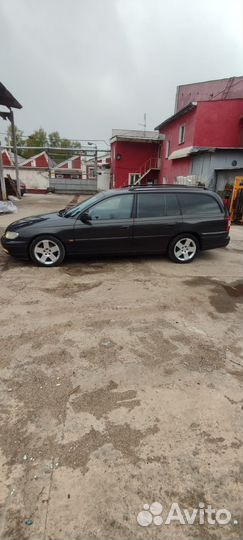 Opel Omega 2.2 МТ, 1999, 220 000 км