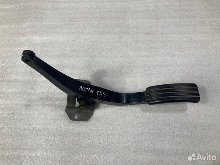 Педаль газа Renault Logan седан K7M 2011