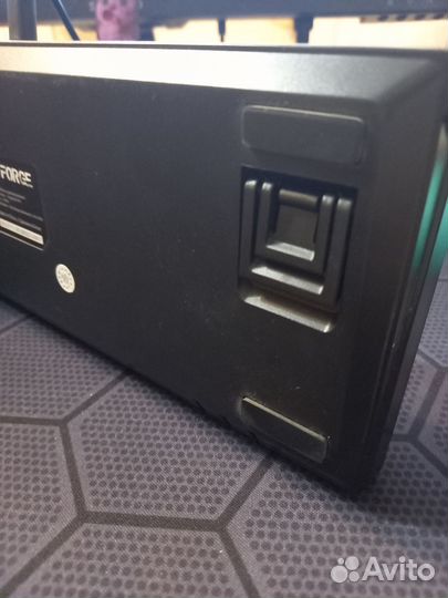 Механическая клавиатура белая 60%