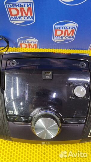 П) Портативная Магнитола LG SB156