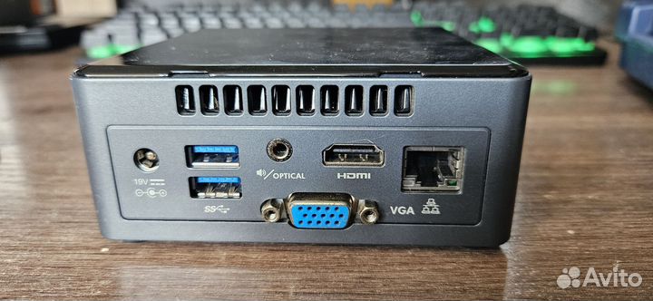 Intel NUC NUC6cayh