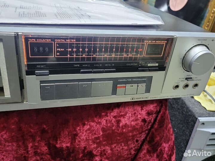 Кассетная дека hitachi D-E44