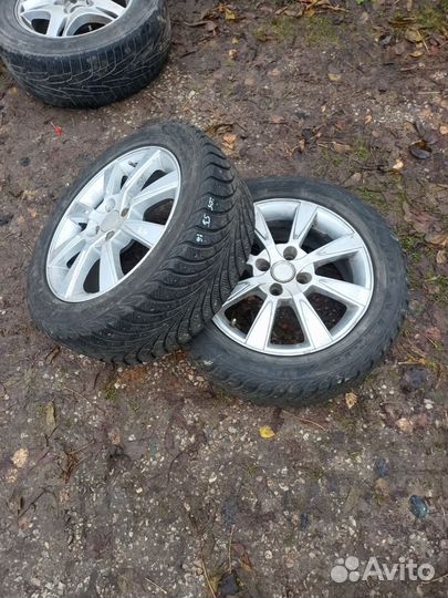 Диски с резиной 205 55 16 4x100 DIA 56,1 ET45