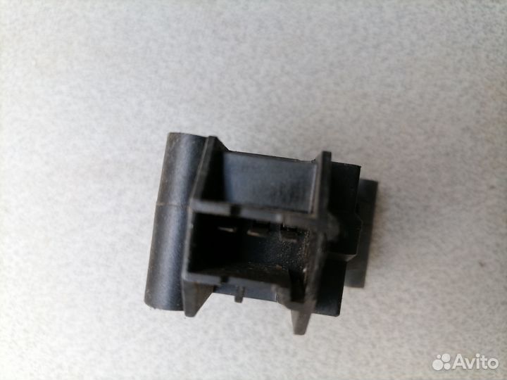 Клапан топливн.аппаратуры универсальн.XF329341AA