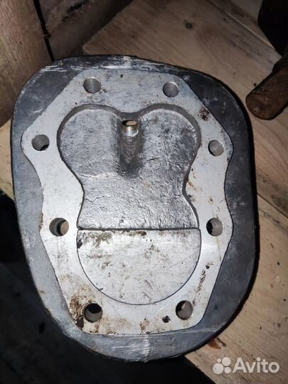 Головка цилиндра К750 правая