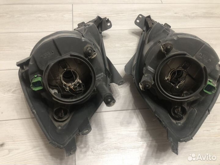 Передние фары ford fiesta mk5