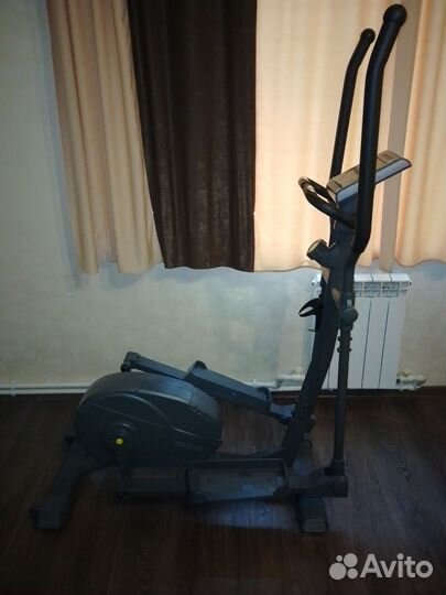 Эллиптический тренажер torneo