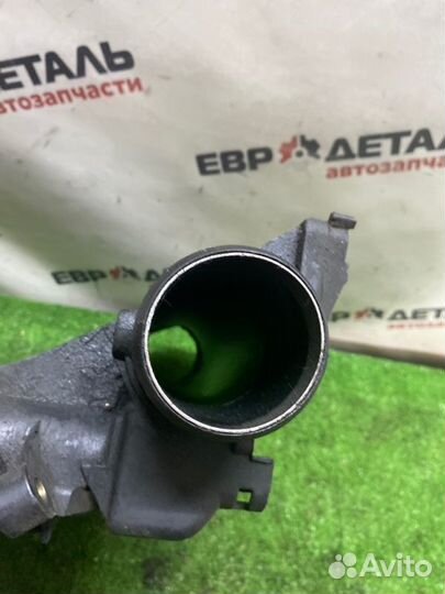 Коллектор впускной Mercedes Benz Vito фургон 2.2