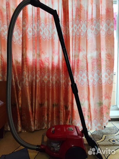 Пылесос Samsung 1800W