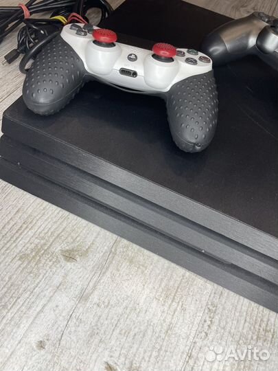 Sony PS4 pro 1tb