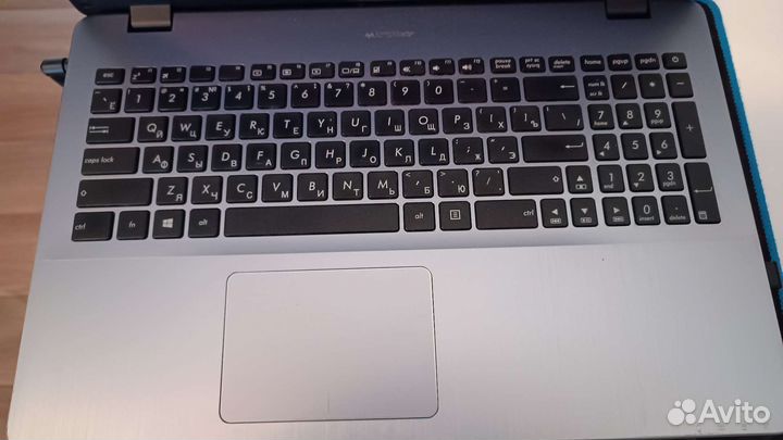 Asus x542u i7 8 Gb SSD 480Gb GeForce 940MX