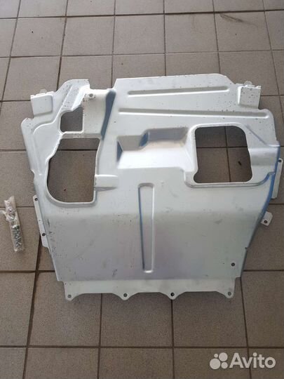 Защита двигателя Лада Гранта. Новая (с крепежем)