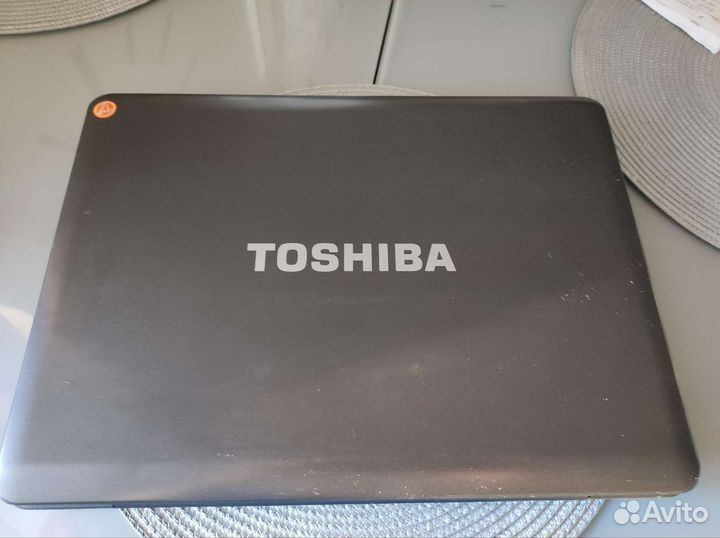 Ноутбук toshiba на запчасти
